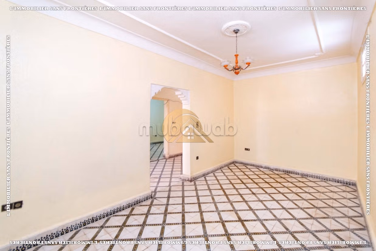 Maison vide à vendre à Massira 1, Marrakech — Garage — 500 m² — 4