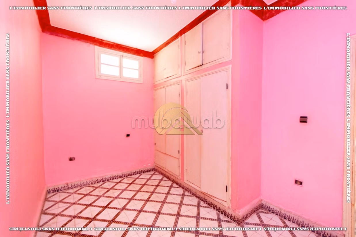 Maison vide à vendre à Massira 1, Marrakech — Garage — 500 m² — 5