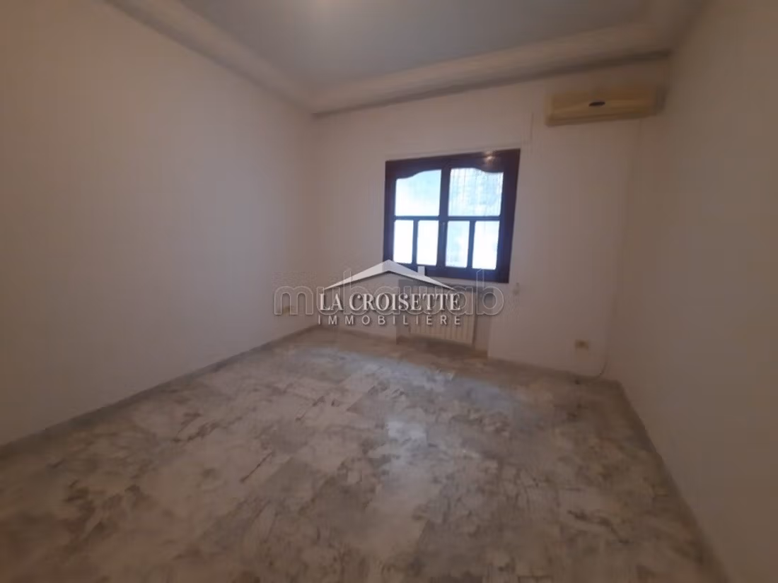 Villa s4 plain pied à La Marsa