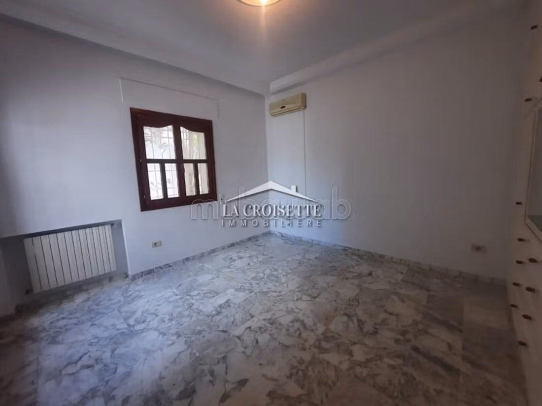 Villa s4 plain pied à La Marsa