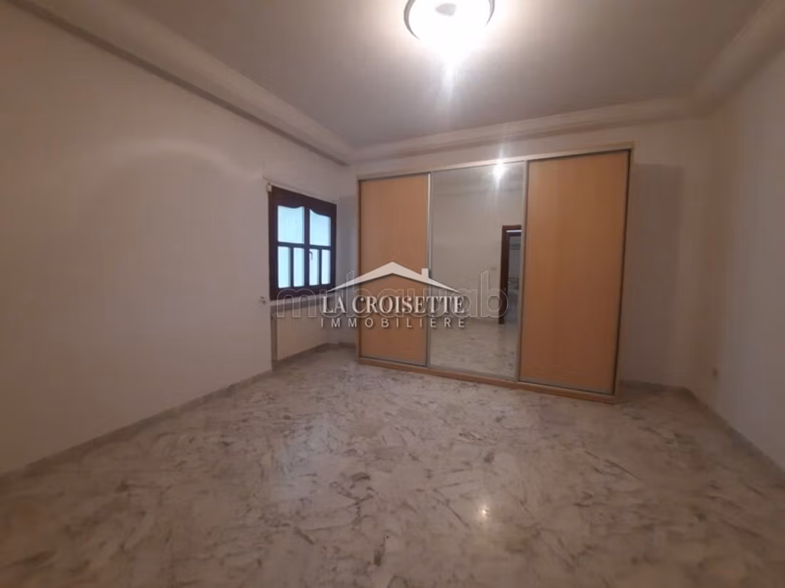 Villa s4 plain pied à La Marsa