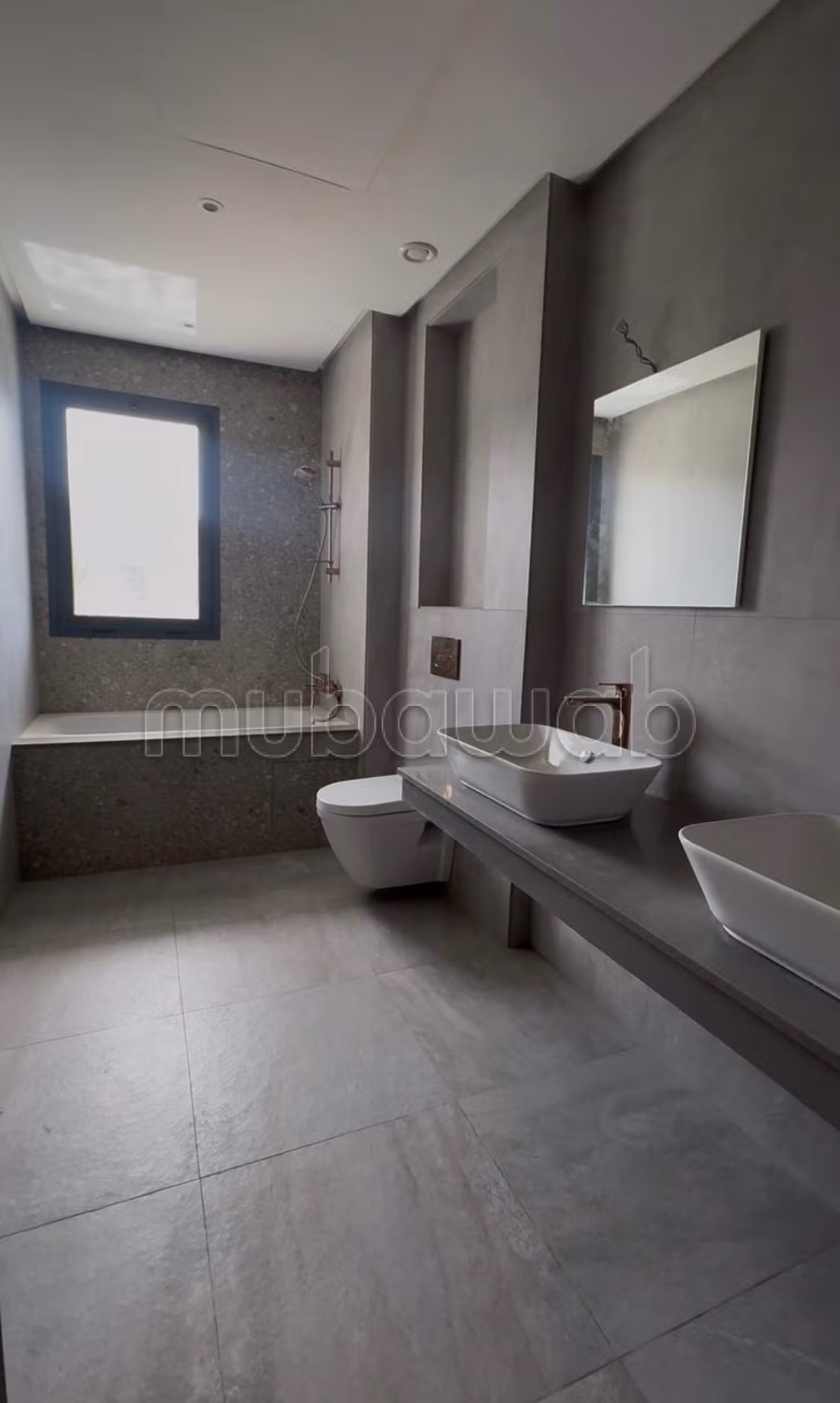 New high-end villa in a secure residence