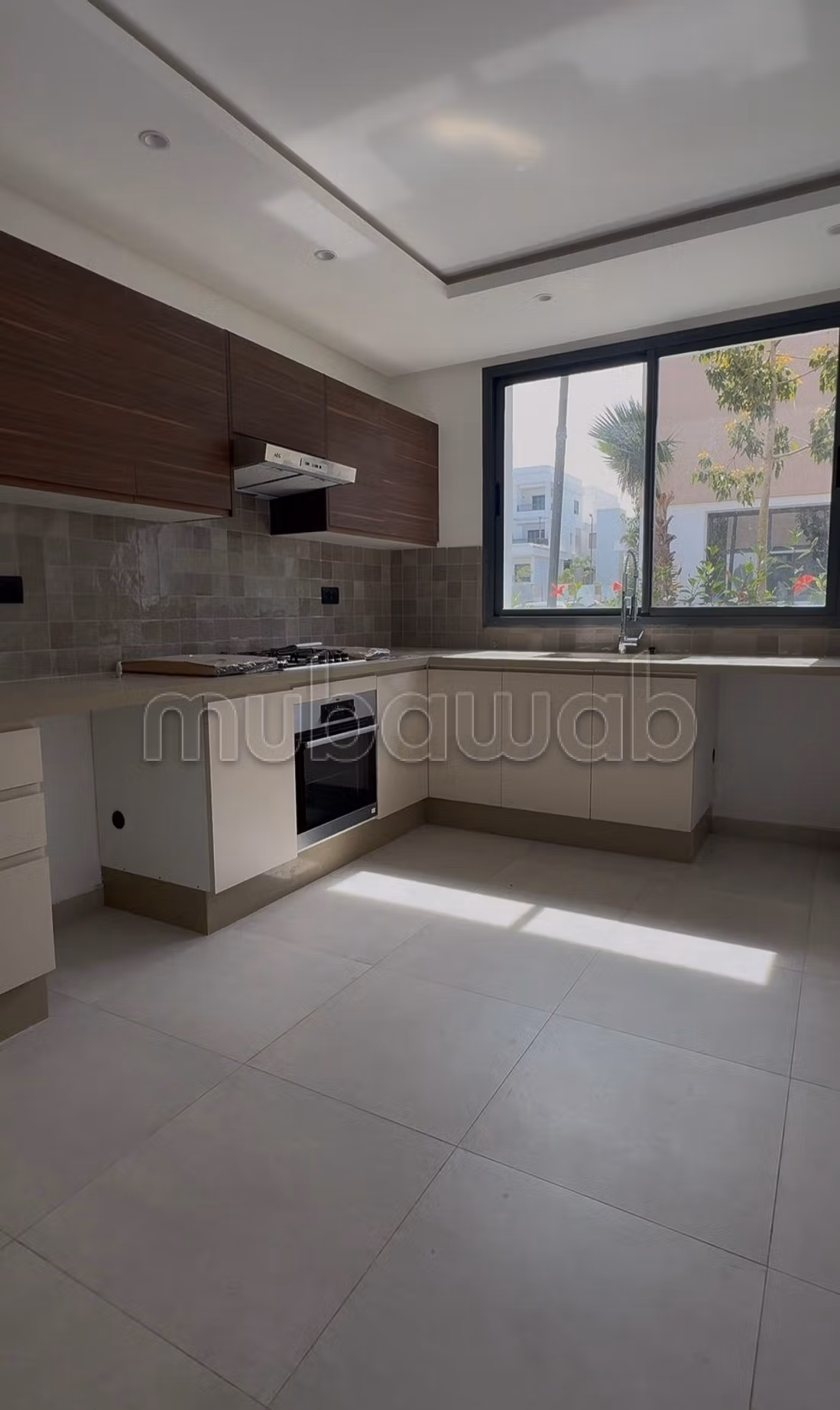New high-end villa in a secure residence