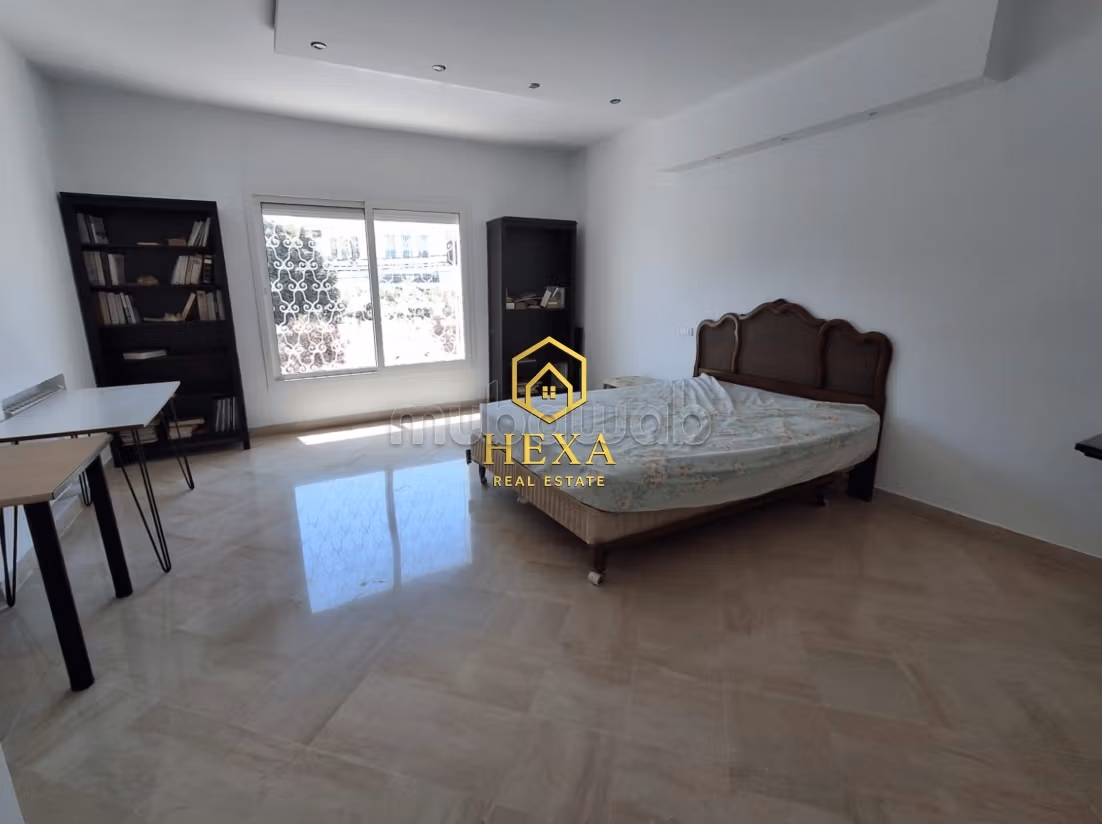 Duplex S3 arredato con vista libera a Gammarth