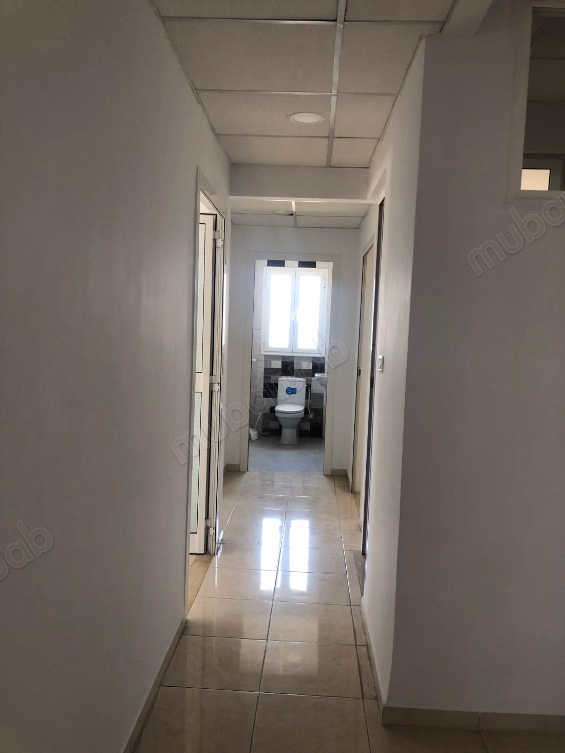 In Affitto: Ufficio Spazioso H4