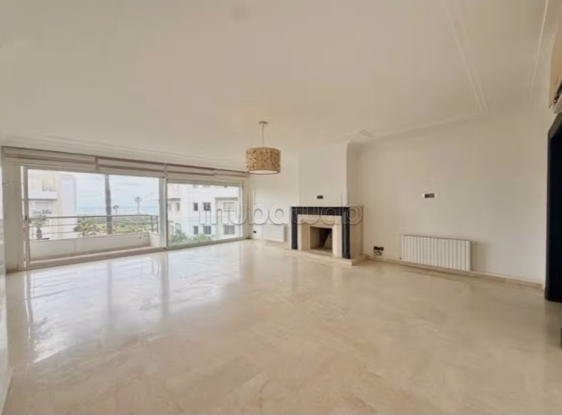 Très bel appartement vide palmier jardin
