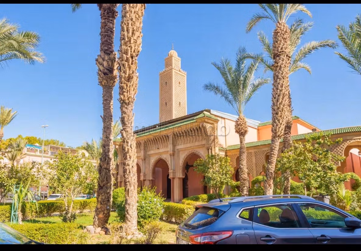 Duplex 3 chambres 116m2 
AL QARYA ASSIYAHIA