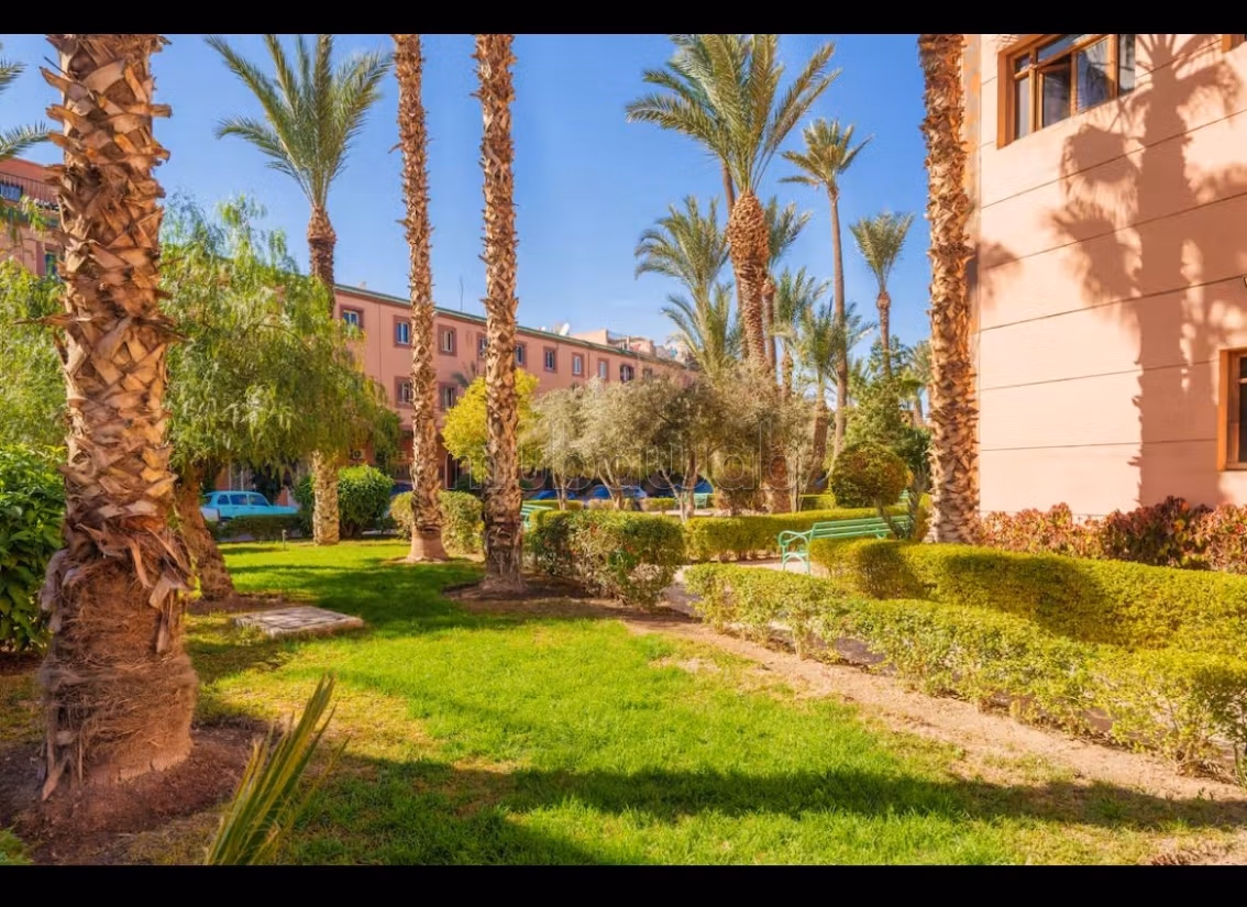 Duplex 3 chambres 116m2 
AL QARYA ASSIYAHIA