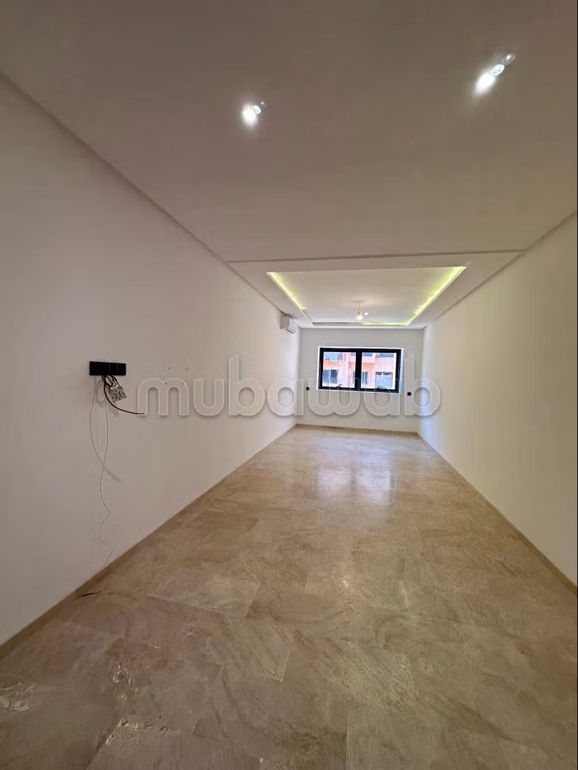 Très jolie appartement vide à Samlalia. 95 mètre — 2