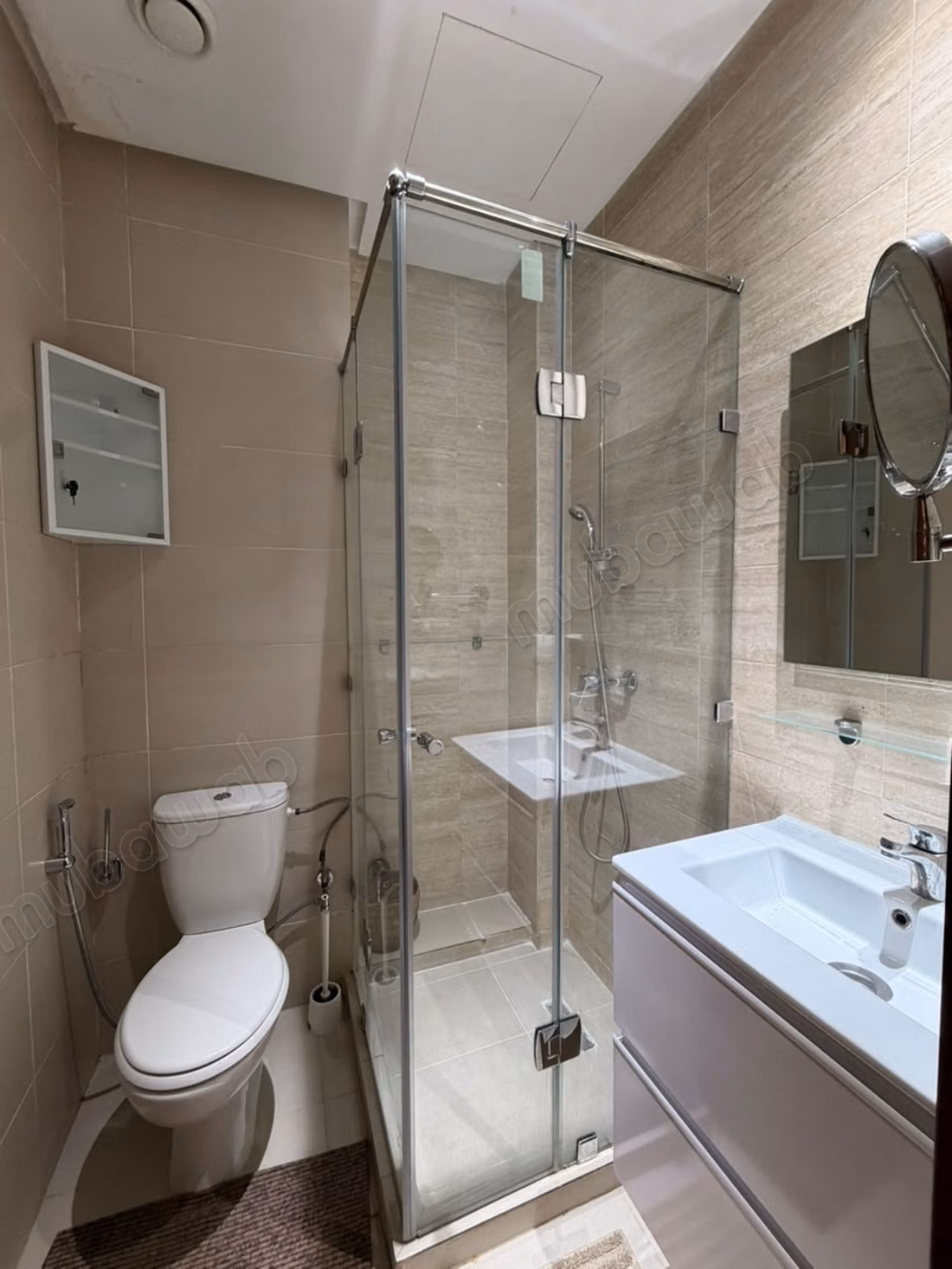Espectacular Apartamento de 3 Habitaciones en Alquiler a Largo Plazo