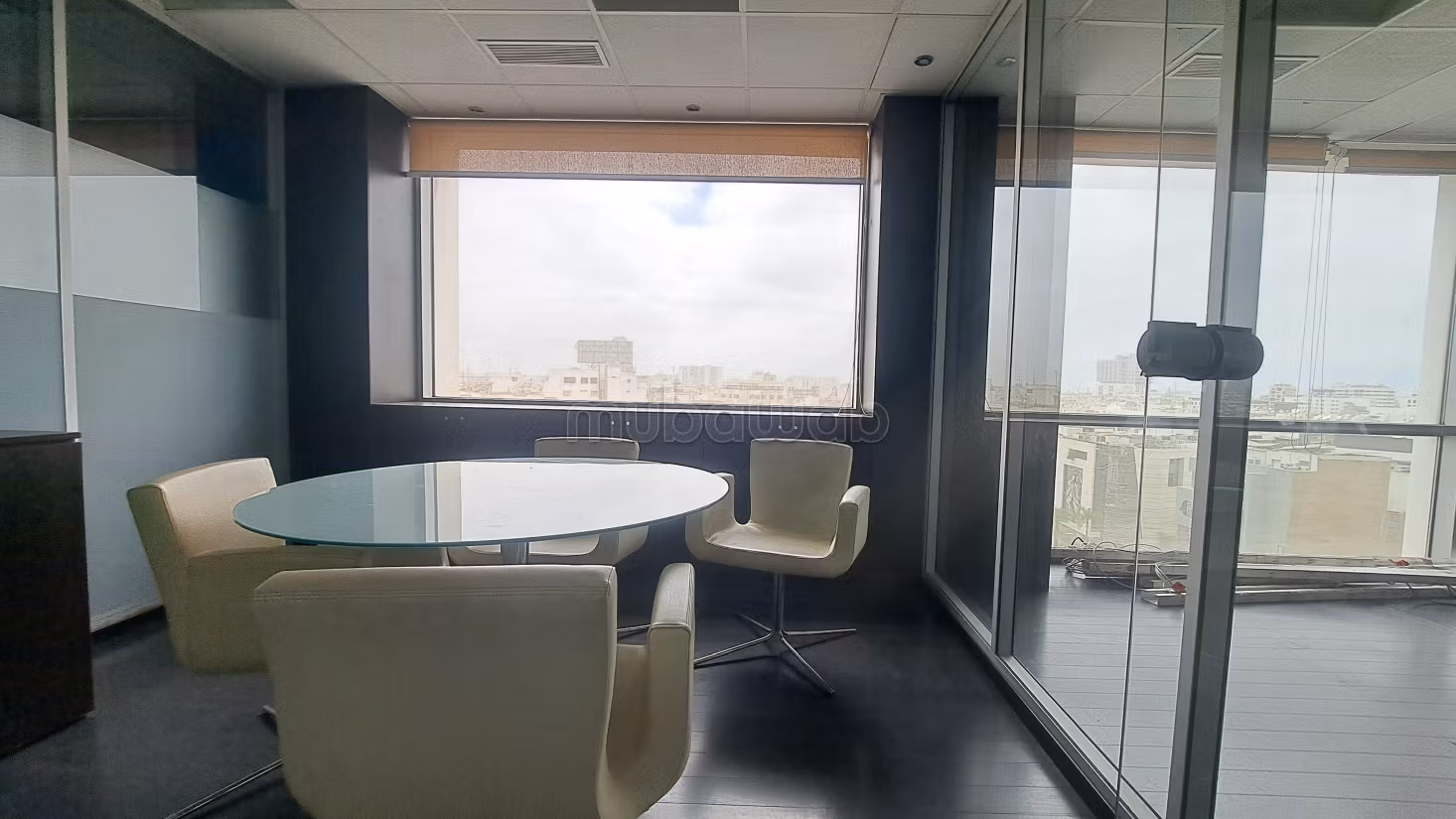 Offices for rent in Racine. Area 330 m²