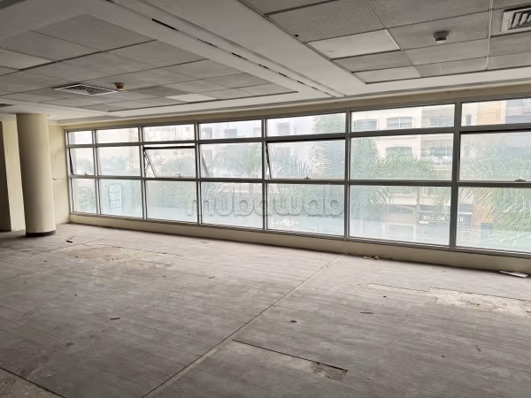 Beaux bureaux à louer à Racine. Surface totale 350 m²