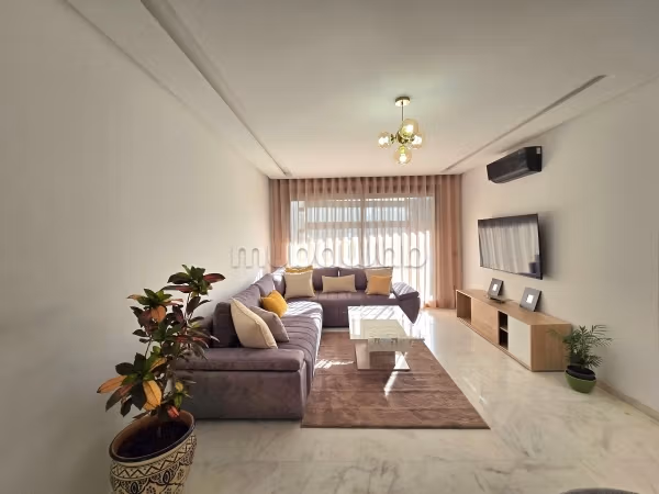 Très bel appartement en location à Casablanca Finance City.
Surface de 93 m².
Bien meublé