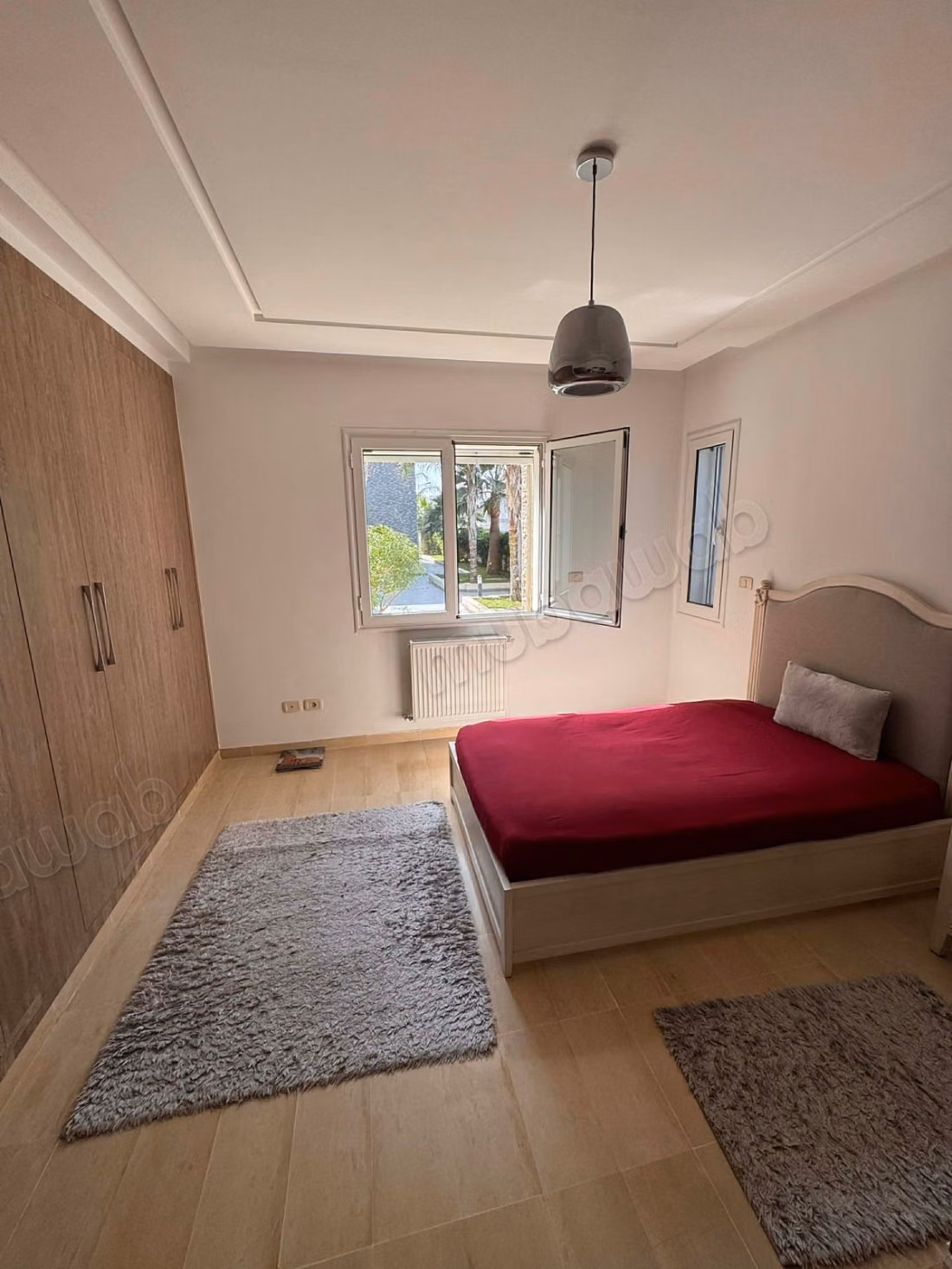 A 158m² S3 apartment with garden in Chotrana 1