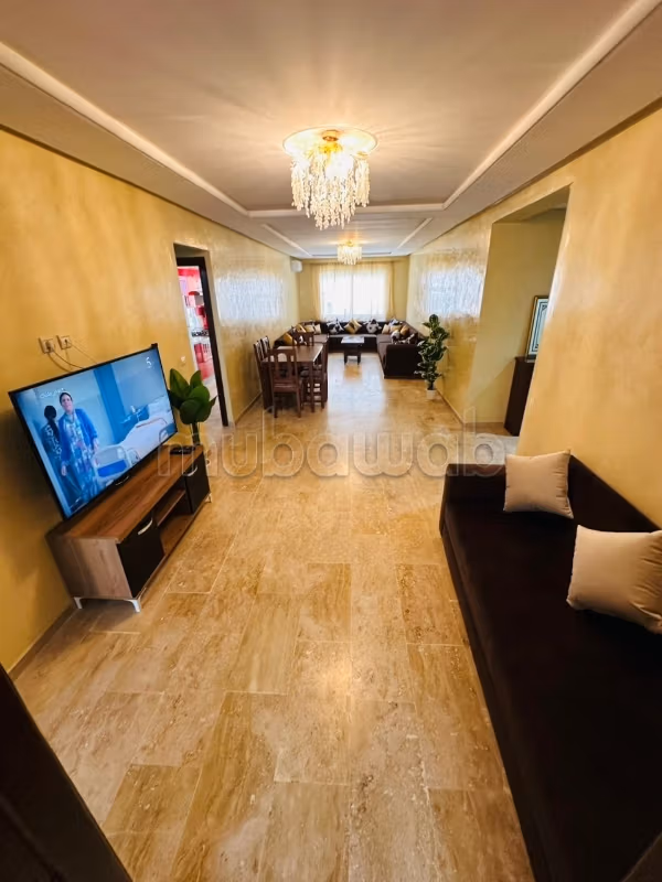 Élégant Appartement 2 Chambres au Centre de Tanger