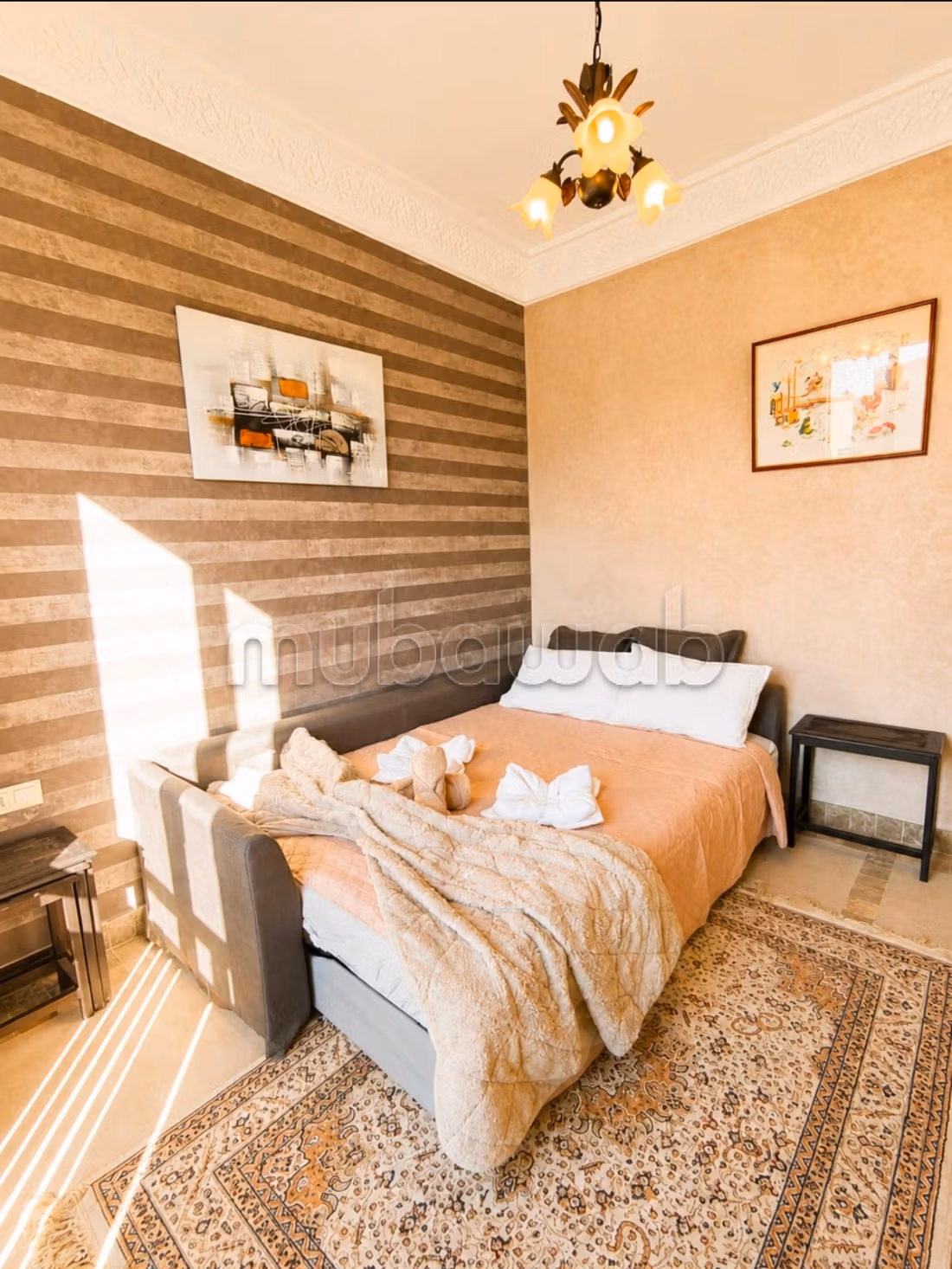 Superbe appartement à louer à Route de l'Ourika.
2 chambres.
Meublé — 5