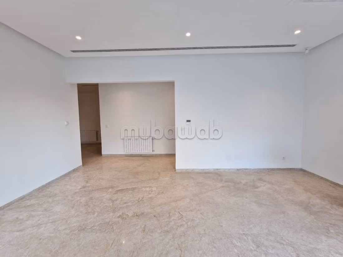 Duplex S3 con giardino nei giardini di Cartagine