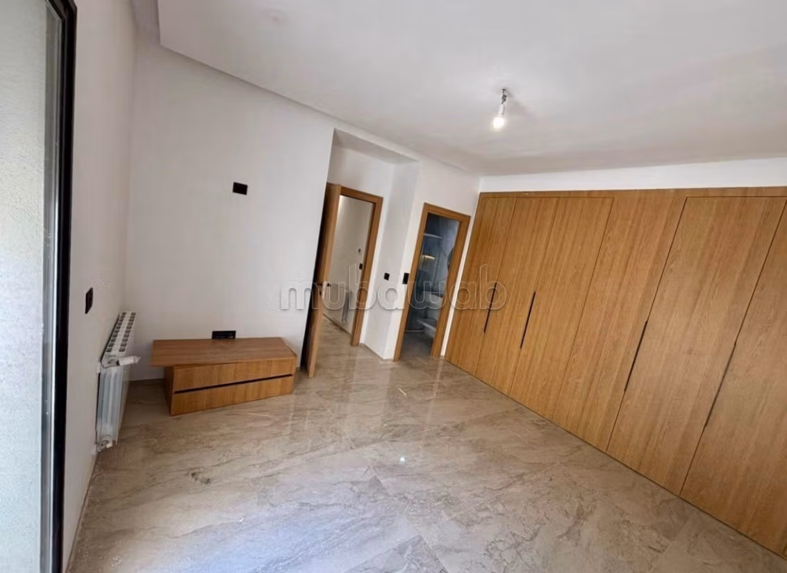 Appartamento S2 con piscina e suite matrimoniale