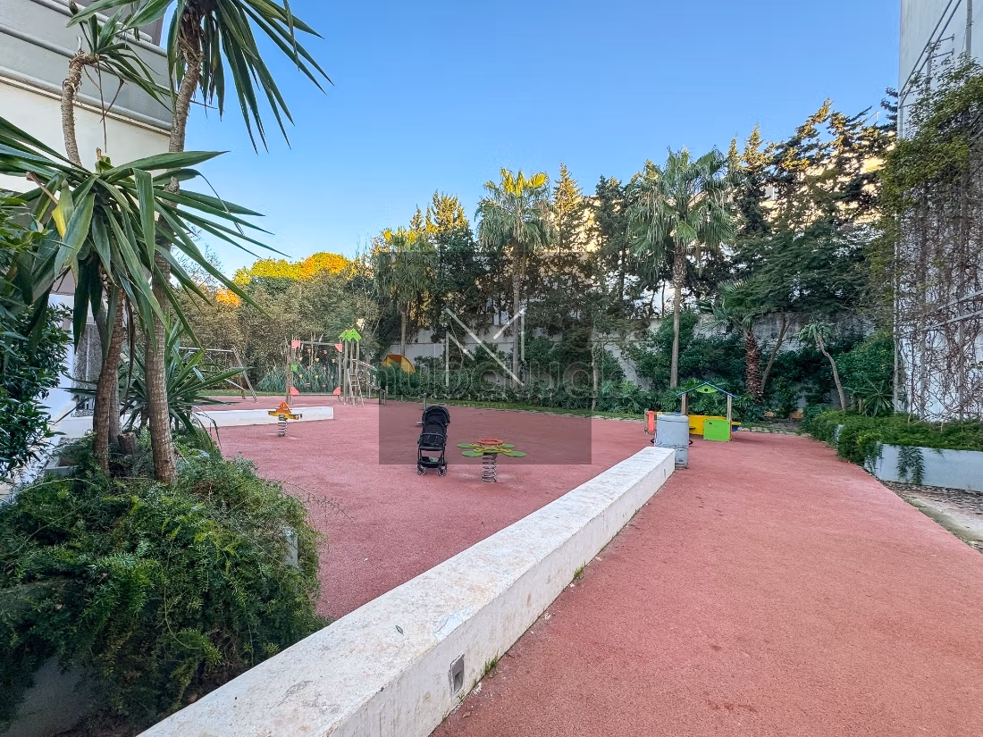 A Louer Appartement 3 chch perso, Terrasse, Ain Diab — 3