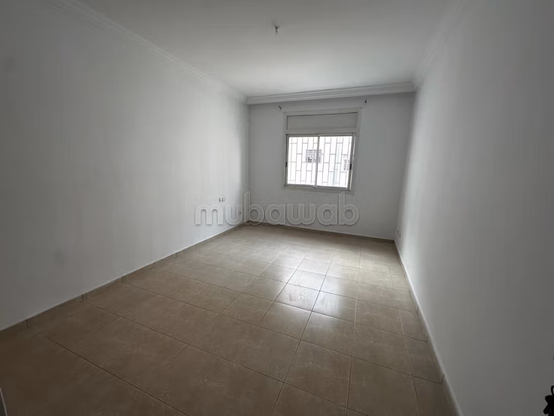 Un spacieux apt à côté du lycée de Descartes — 6