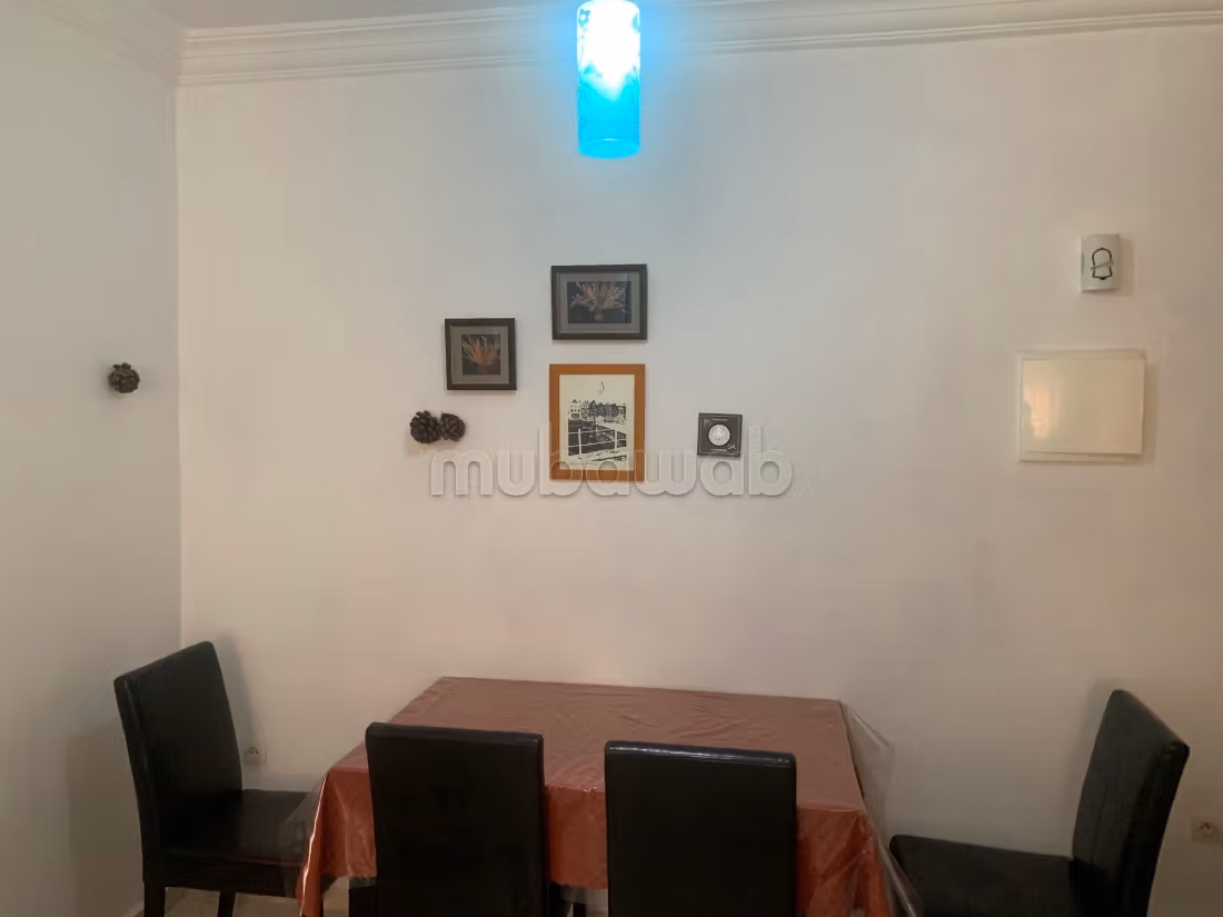 Schone appartement dichtbij de corniche