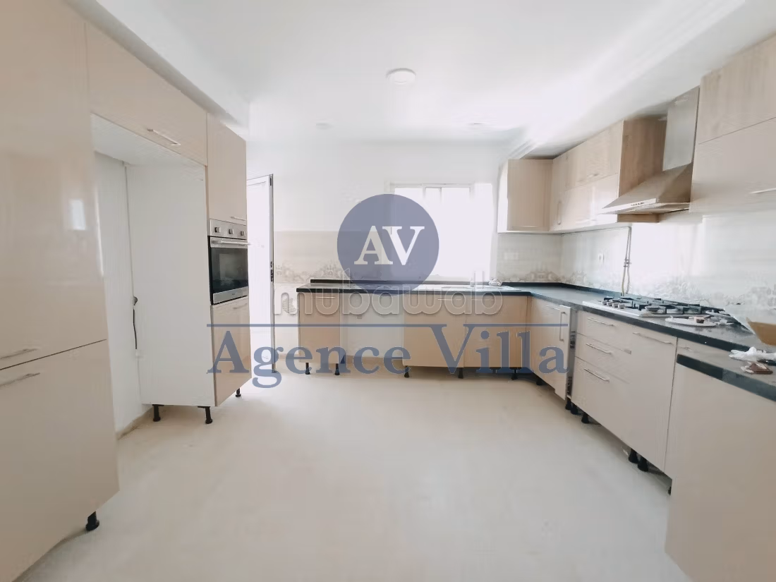 À Louer – Étage de Villa S3 à Ain Zaghouan