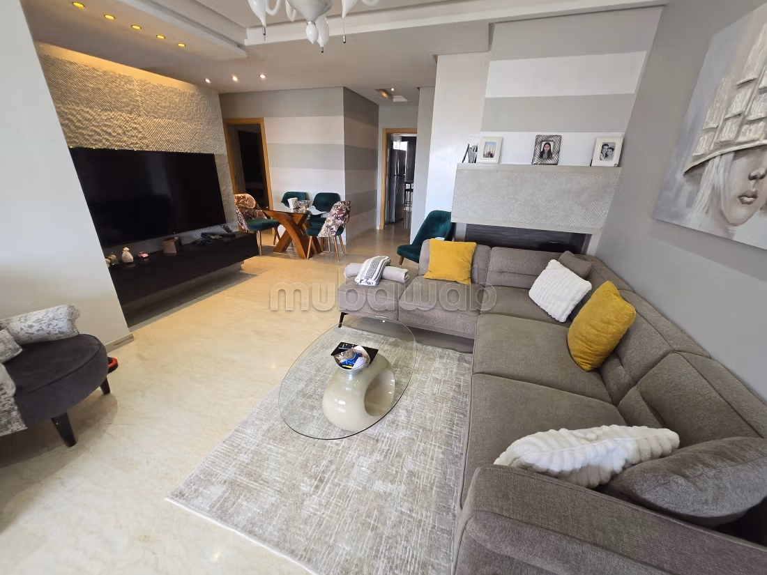 Appartement en vente à Val Fleury. 
Superficie 138 m². 
Antenne parabolique et Porte blindée — 4