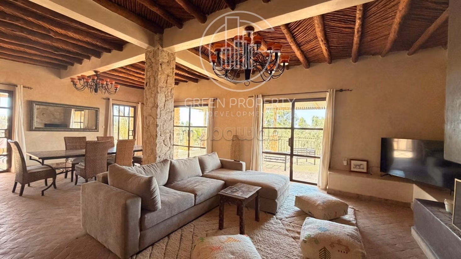 Villa 824 m² f Idaougard — 2
