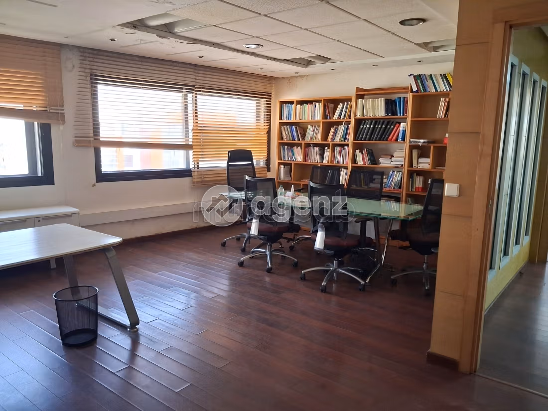 Bureau à vendre 259 m² Les Hôpitaux Casablanca