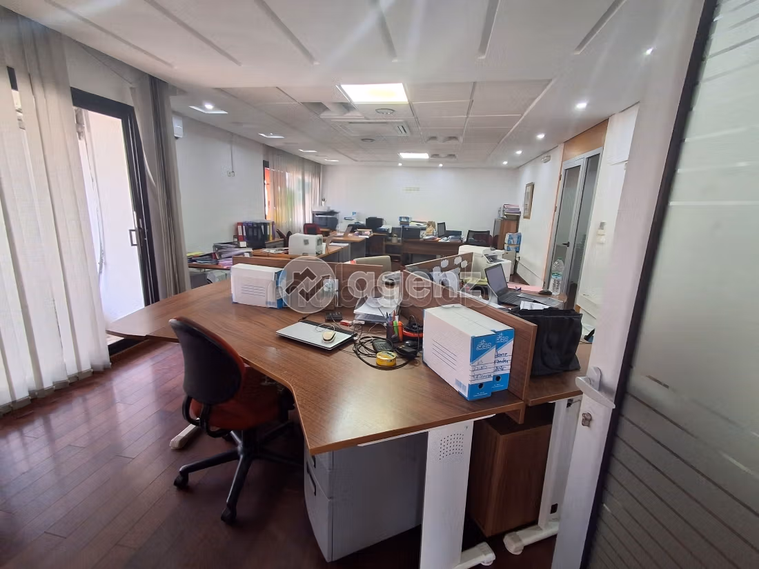 Bureau à vendre 259 m² Les Hôpitaux Casablanca