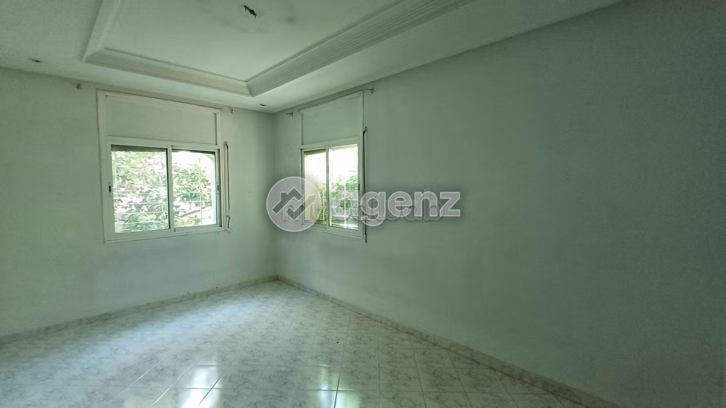 Villa for sale 322 m², 11 bedrooms Route Immouzer Fes