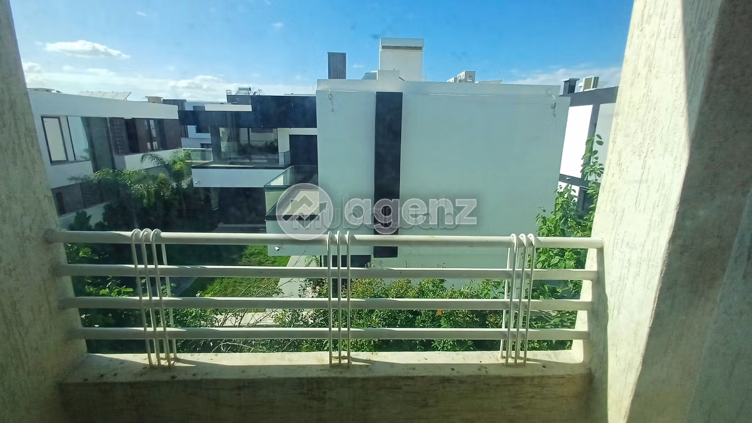 Villa for sale 322 m², 11 bedrooms Route Immouzer Fes