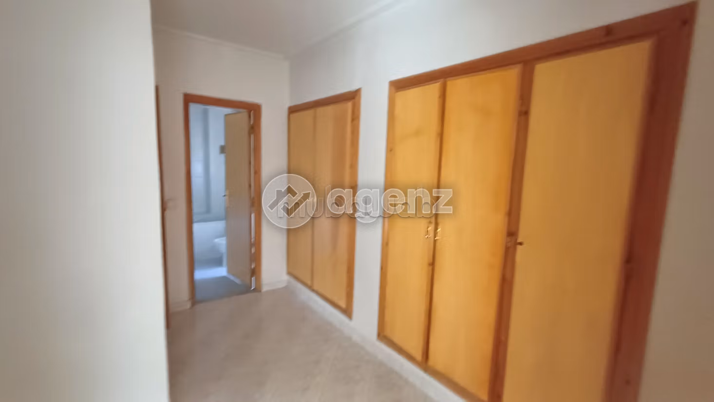 Villa for sale 322 m², 11 bedrooms Route Immouzer Fes