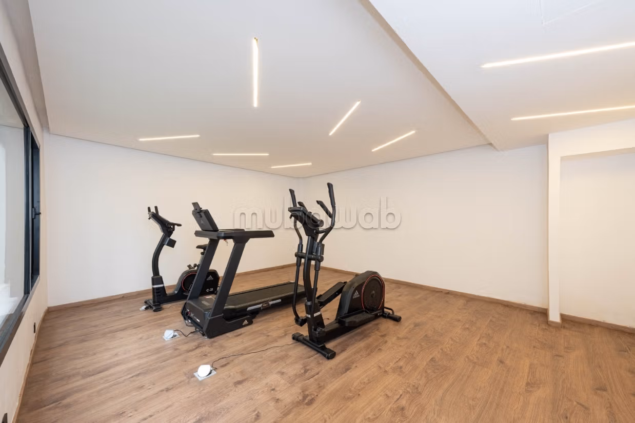 Dar Bouazza/Villa à louer meublée 400m² 
Piscine
