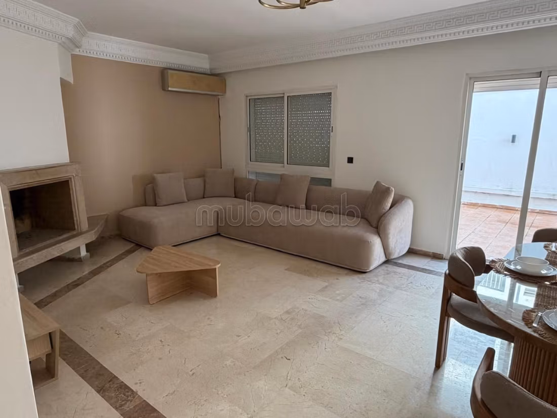 Racine/Appartement meublé 80m² Terrasse 90m² — 2