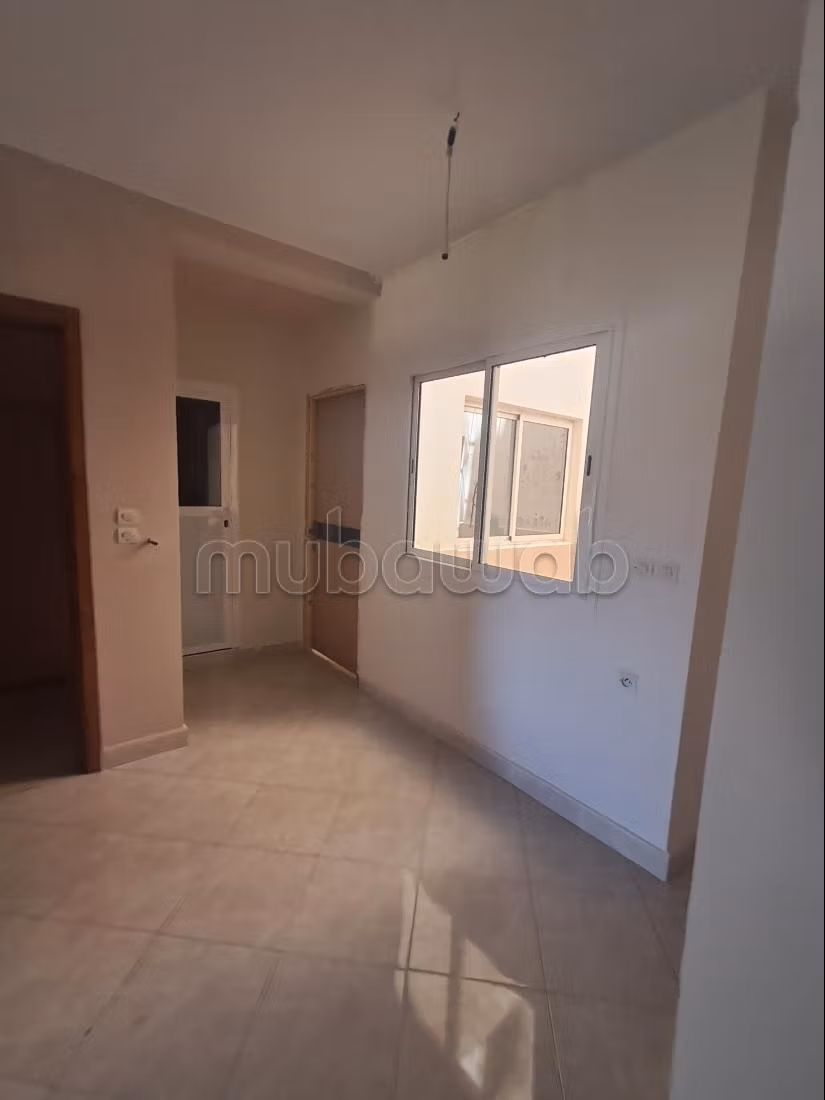 Local Comercial con Mezzanine de 230 m en Branes2