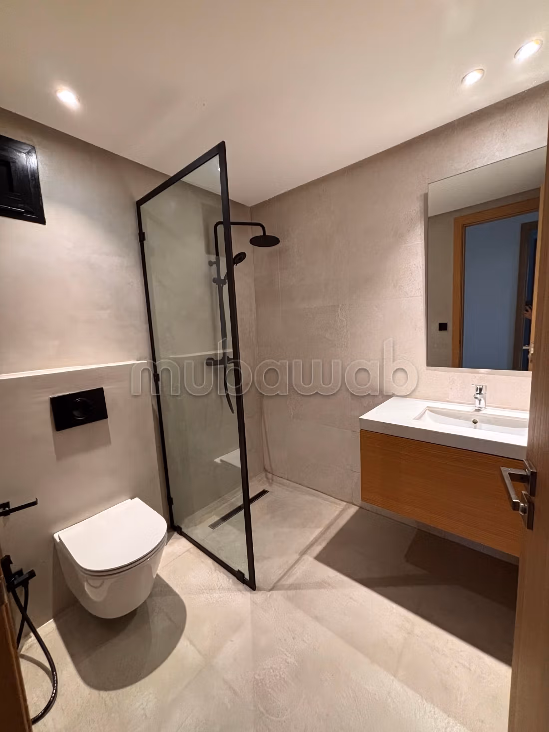 Appartamento in affitto di 135 m² a Rabat, El Menzeh