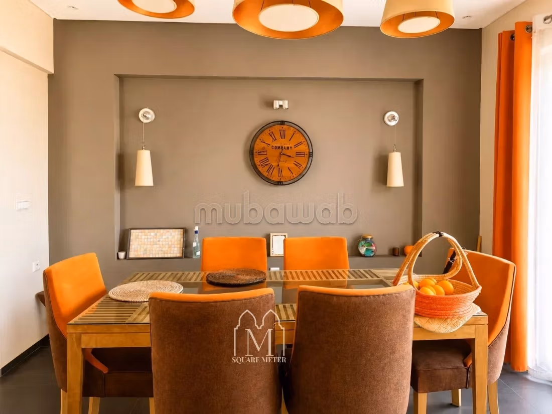Villa moderna con studio indipendente