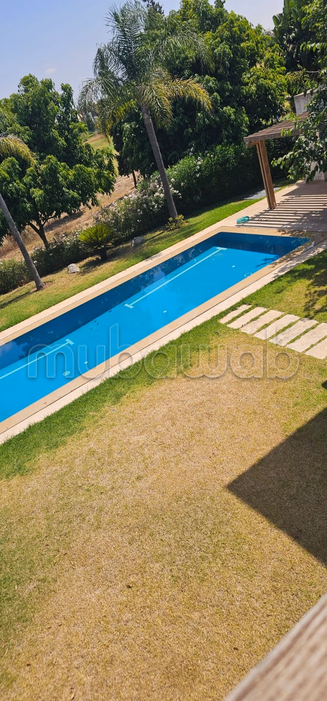 Villa front golf