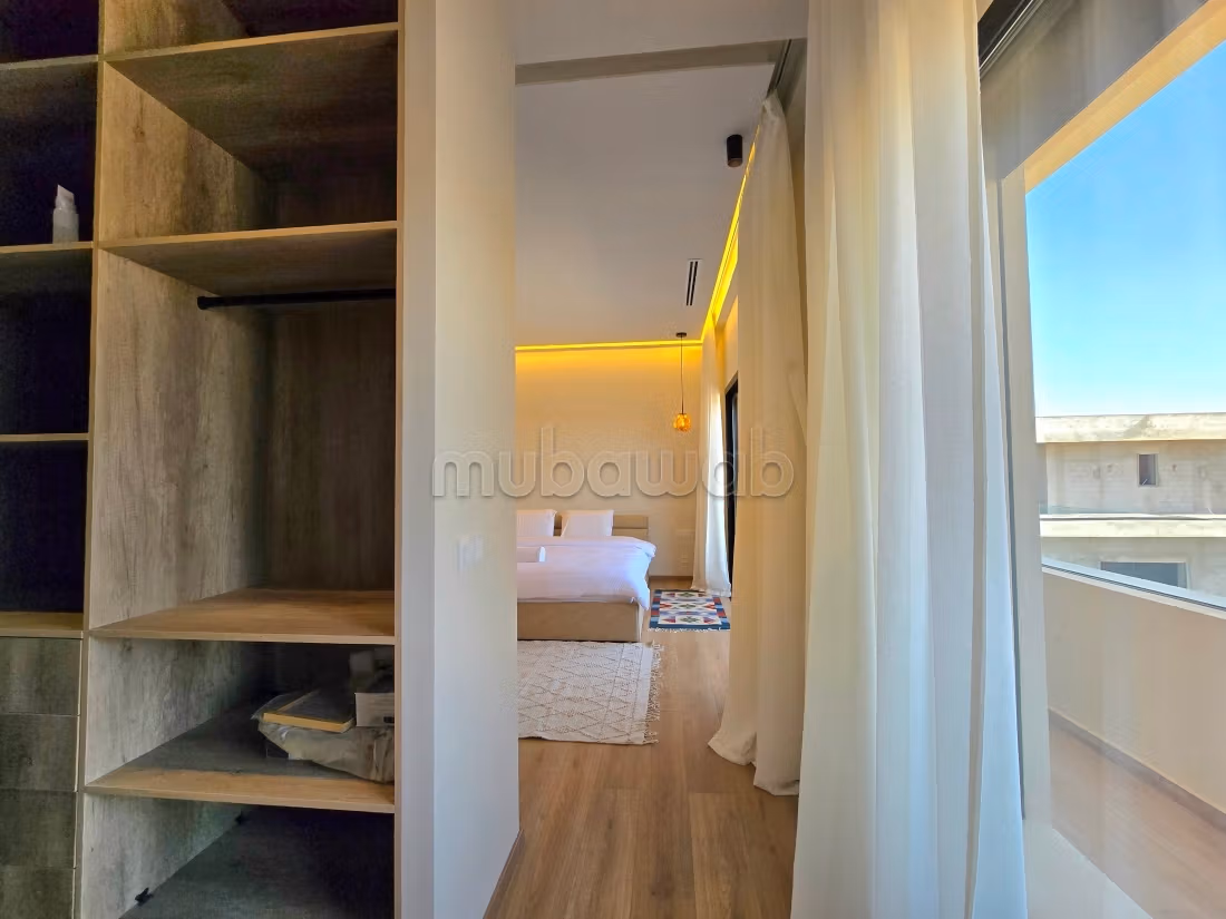 Villa moderna ed elegante con 4 suite ad Akenza