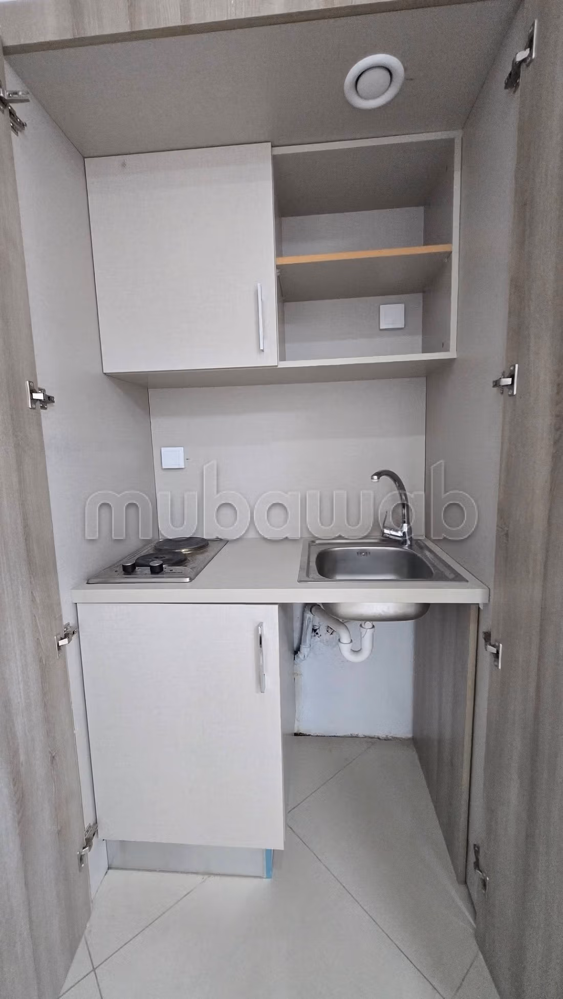 Bureau184m² Centre urbain nord devant Carthagene