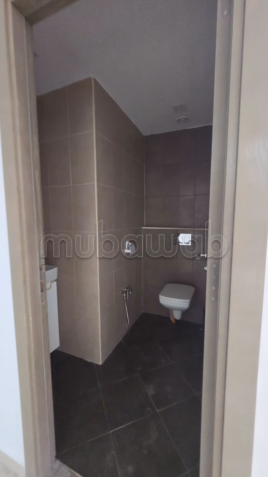 Bureau184m² Centre urbain nord devant Carthagene