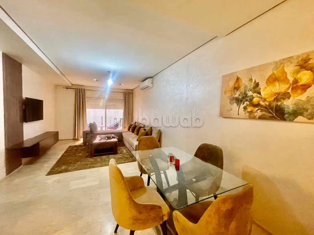 Superbe appartement à louer à Guéliz. 2 grandes pièces. Bien meublé