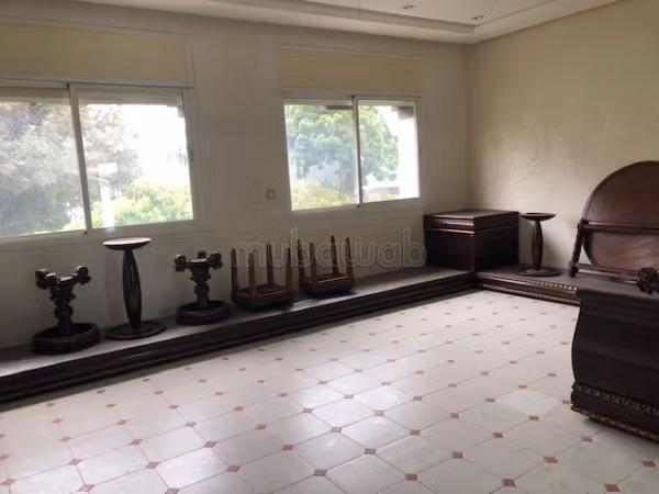 Villa triplex rénovée au quartier