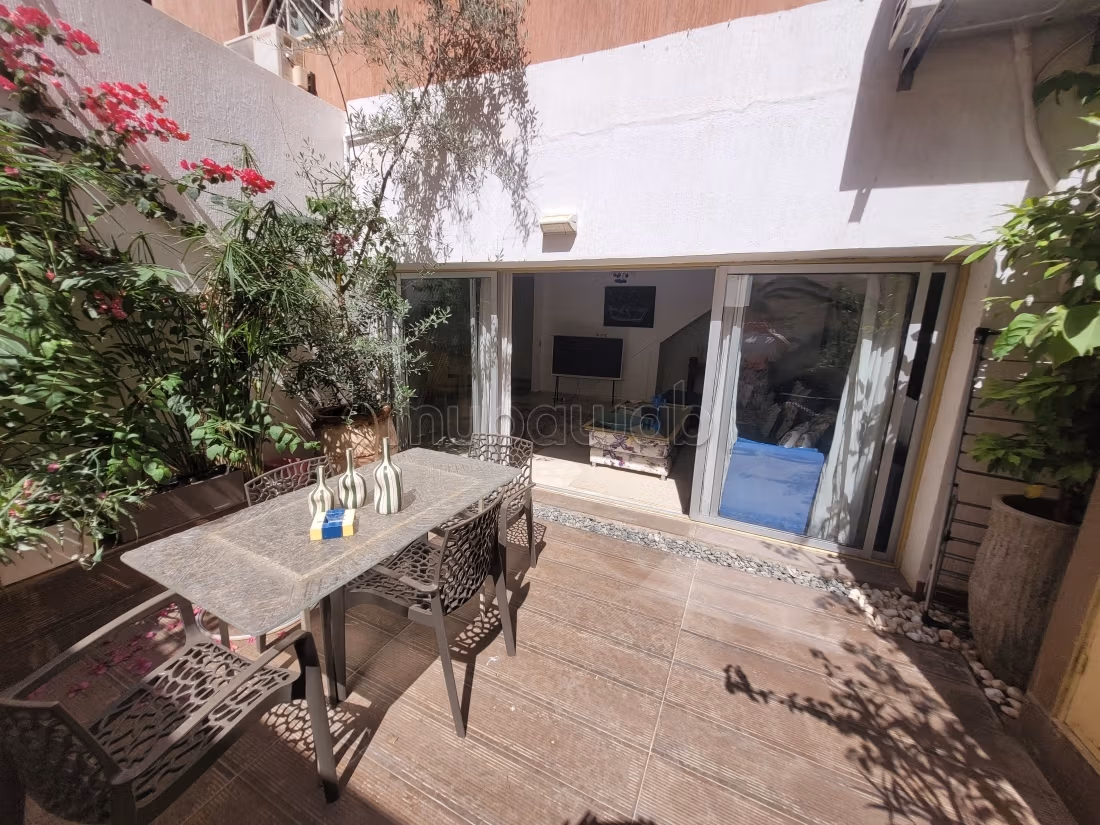 Duplex arredato in affitto a lungo termine