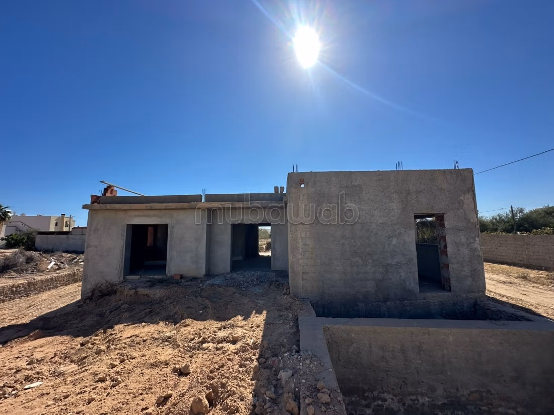 A vendre une villa inachevée à Fetou