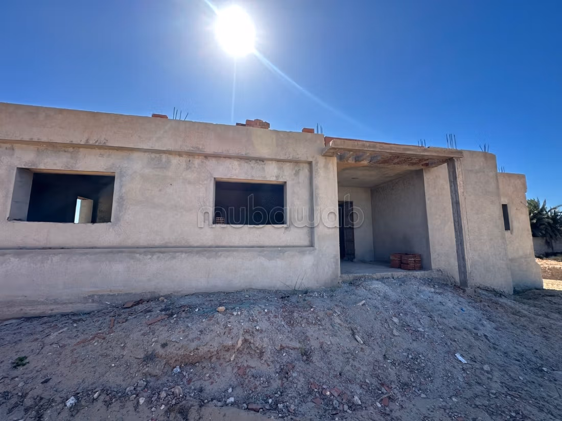 A vendre une villa inachevée à Fetou