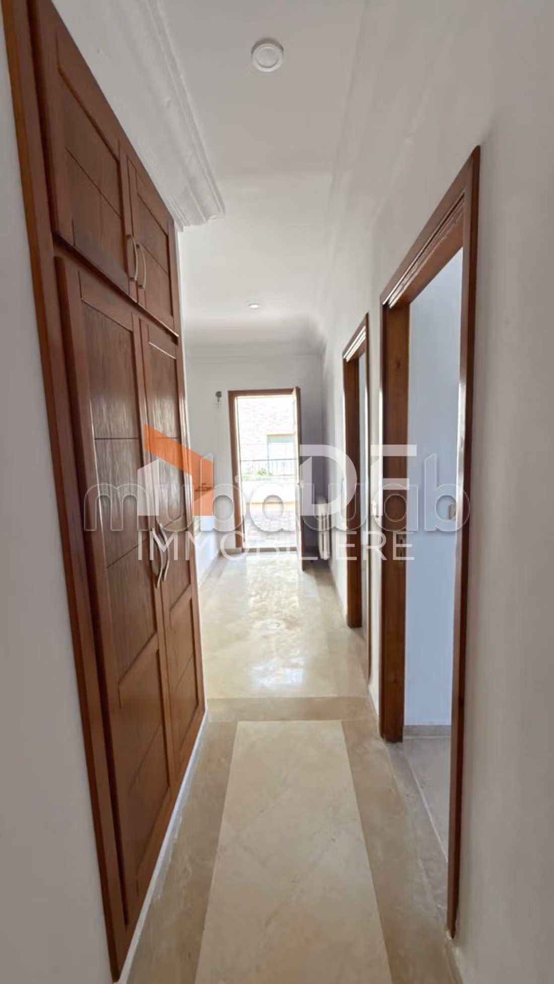 Villa avec Piscine a Vendre a Ain Mariem Bizerte