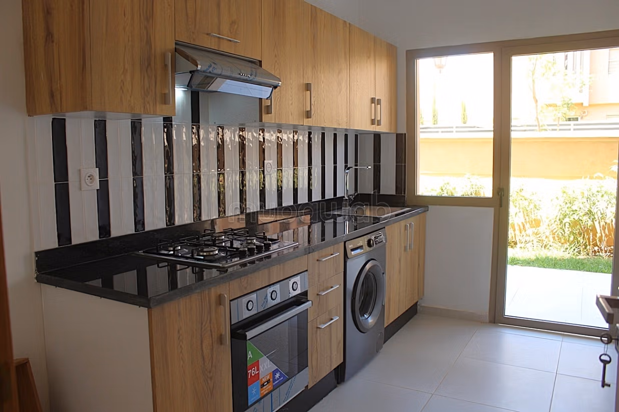 Appartement avec jardin a LOUER VIDE — 6