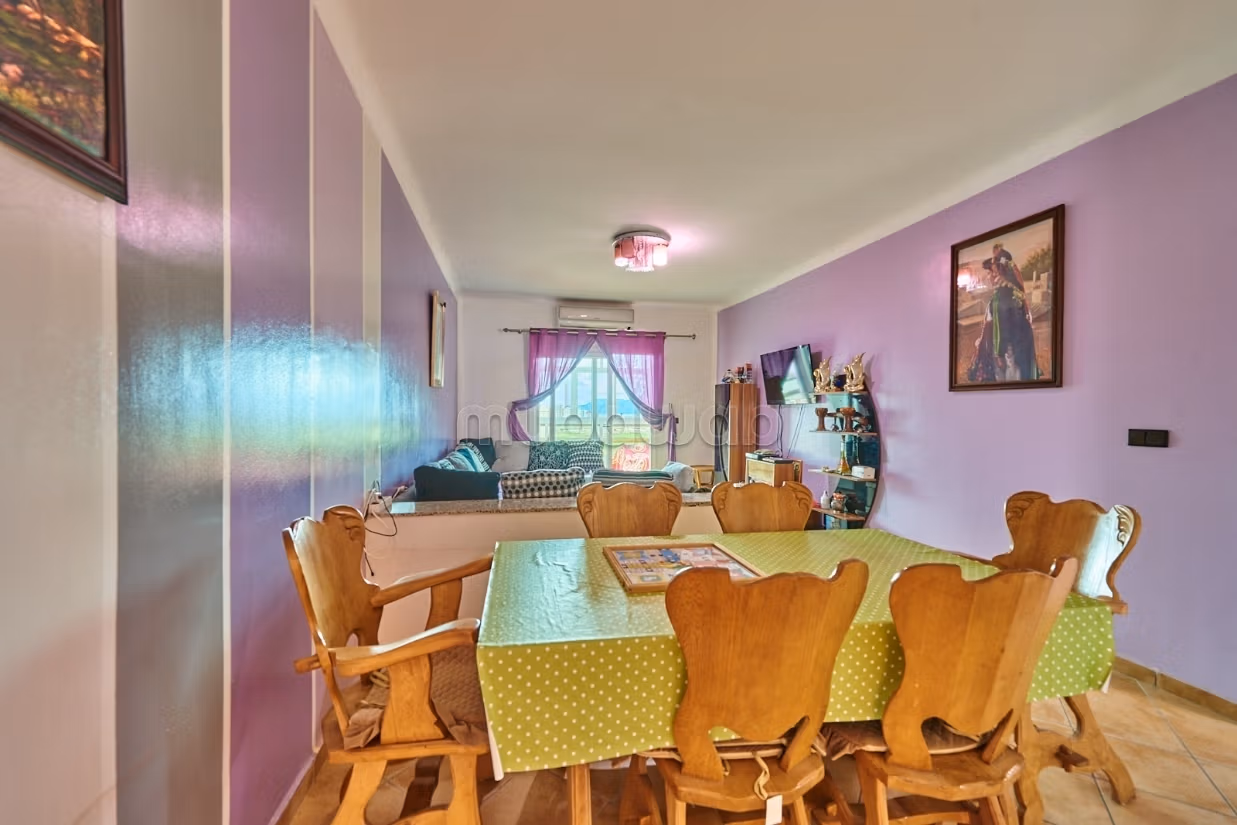 Vendita di un bel appartamento a Oued Laou. 1 Camera. Giardino e terrazza